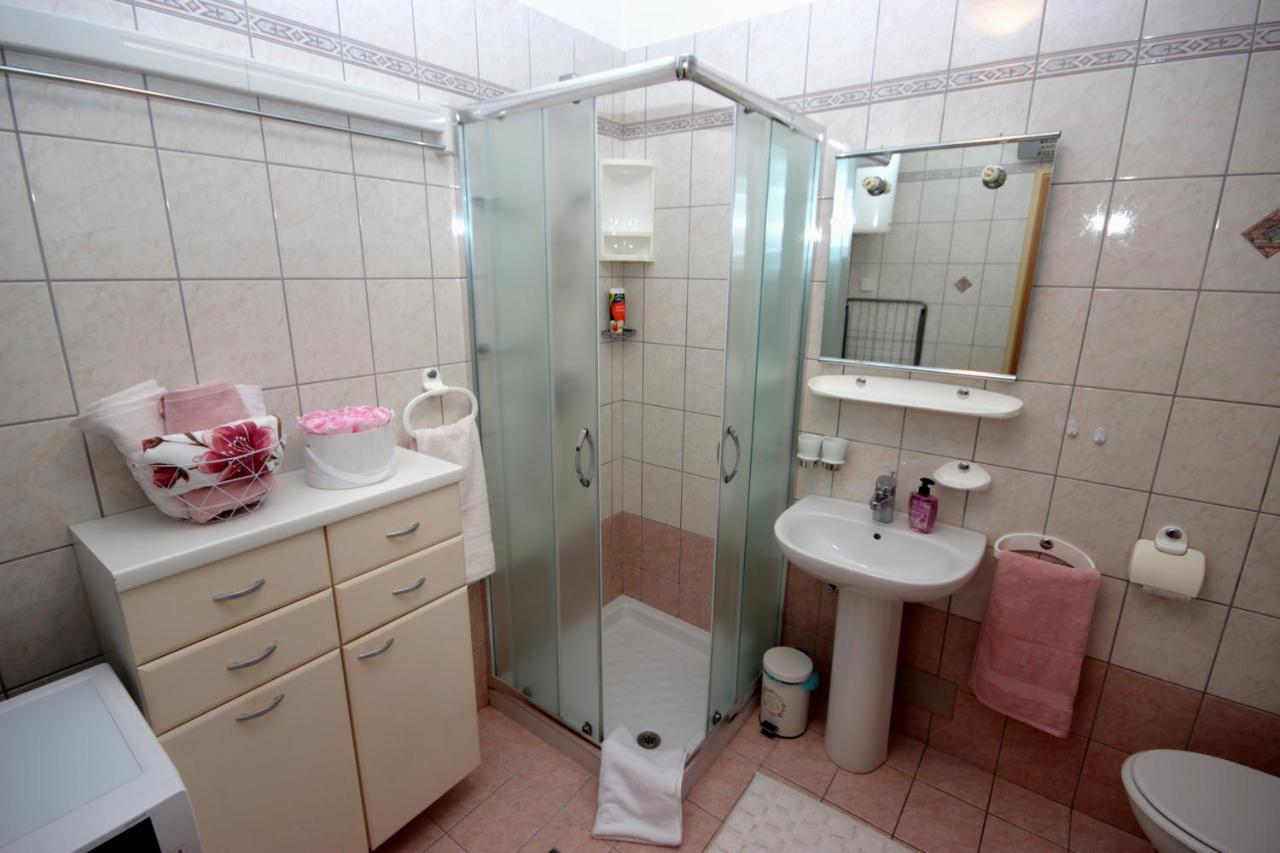 Apartment Ely Rabac Ngoại thất bức ảnh